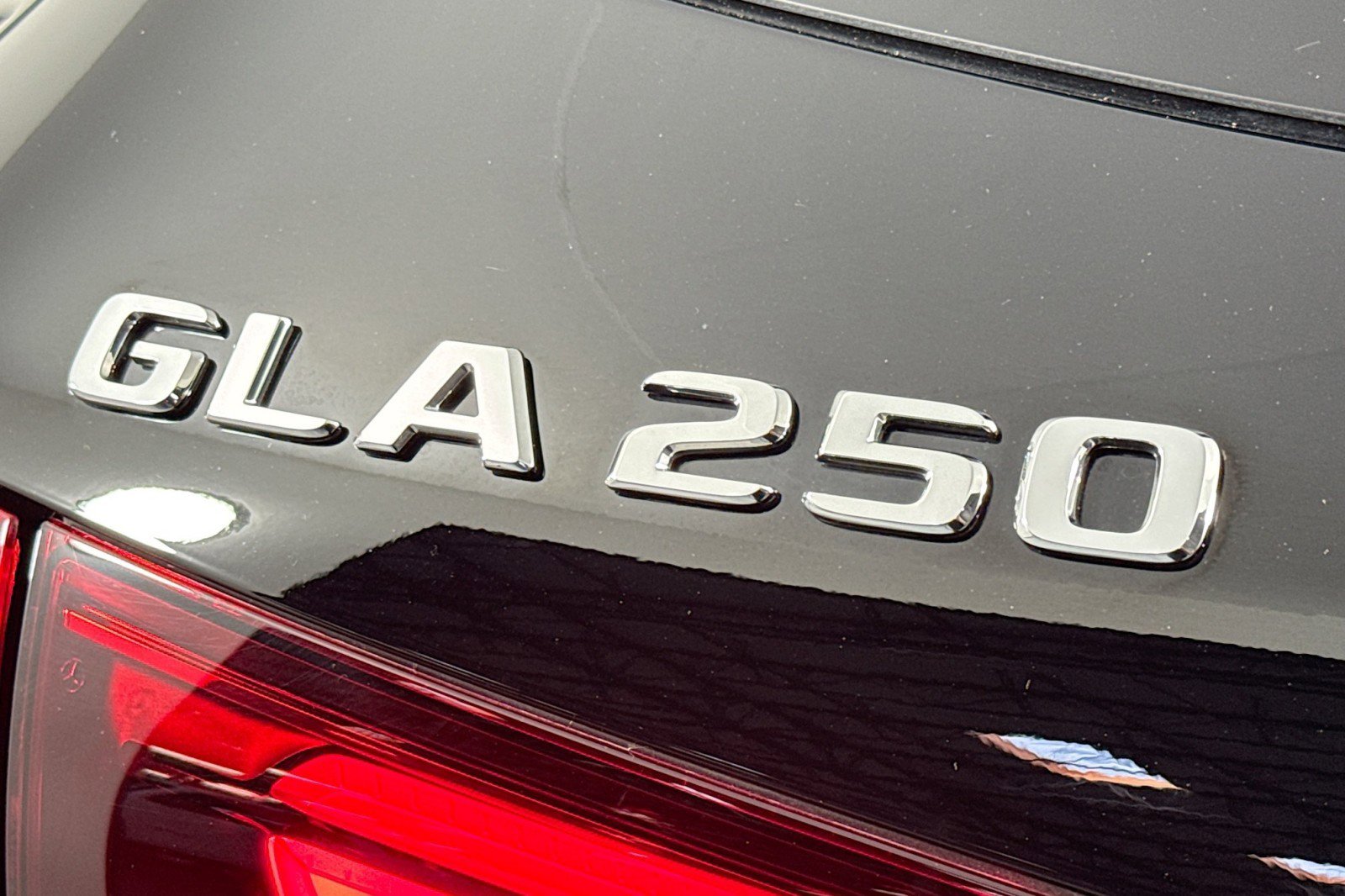 Certified 2026 Mercedes-Benz GLA 250 4MATIC image 9
