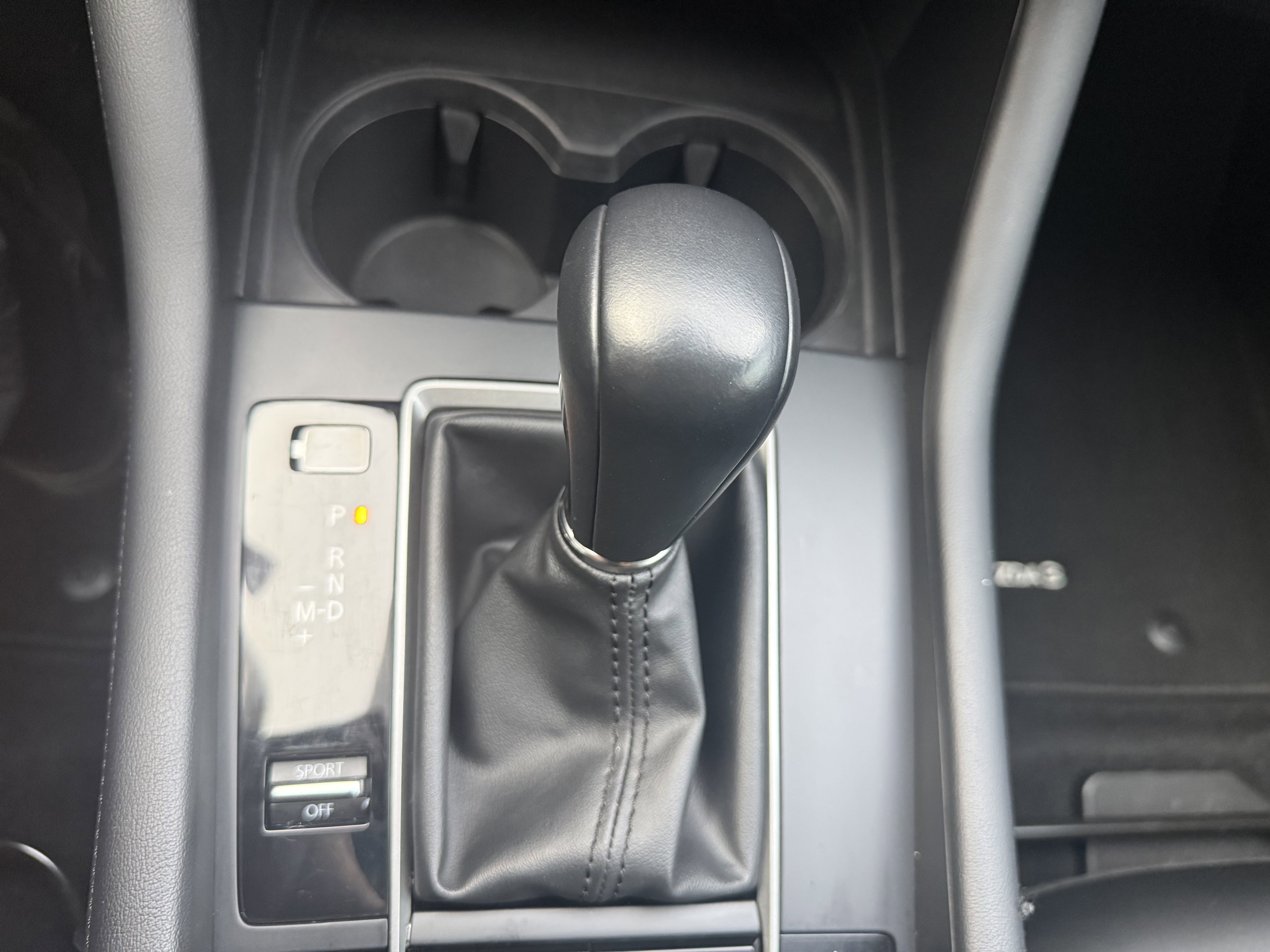 Used 2023 MAZDA MAZDA3 s image 26