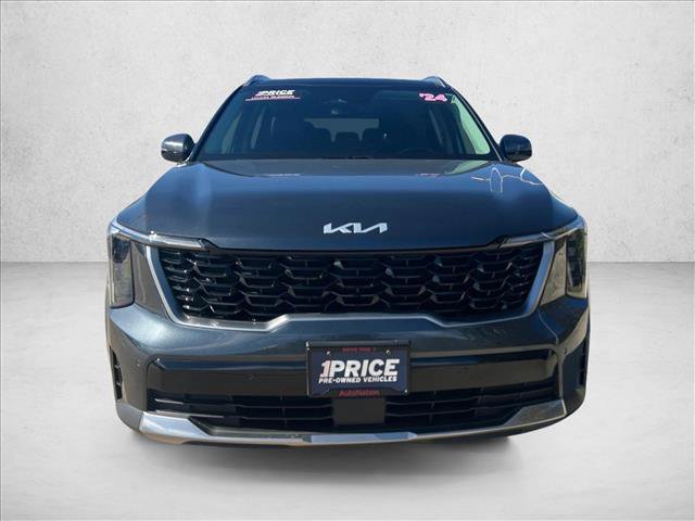 Used 2024 Kia Sorento S w/ Panoramic Sunroof Package FWD image 2