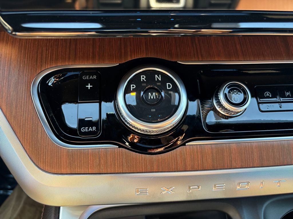 New 2025 Ford Expedition Max King Ranch image 18