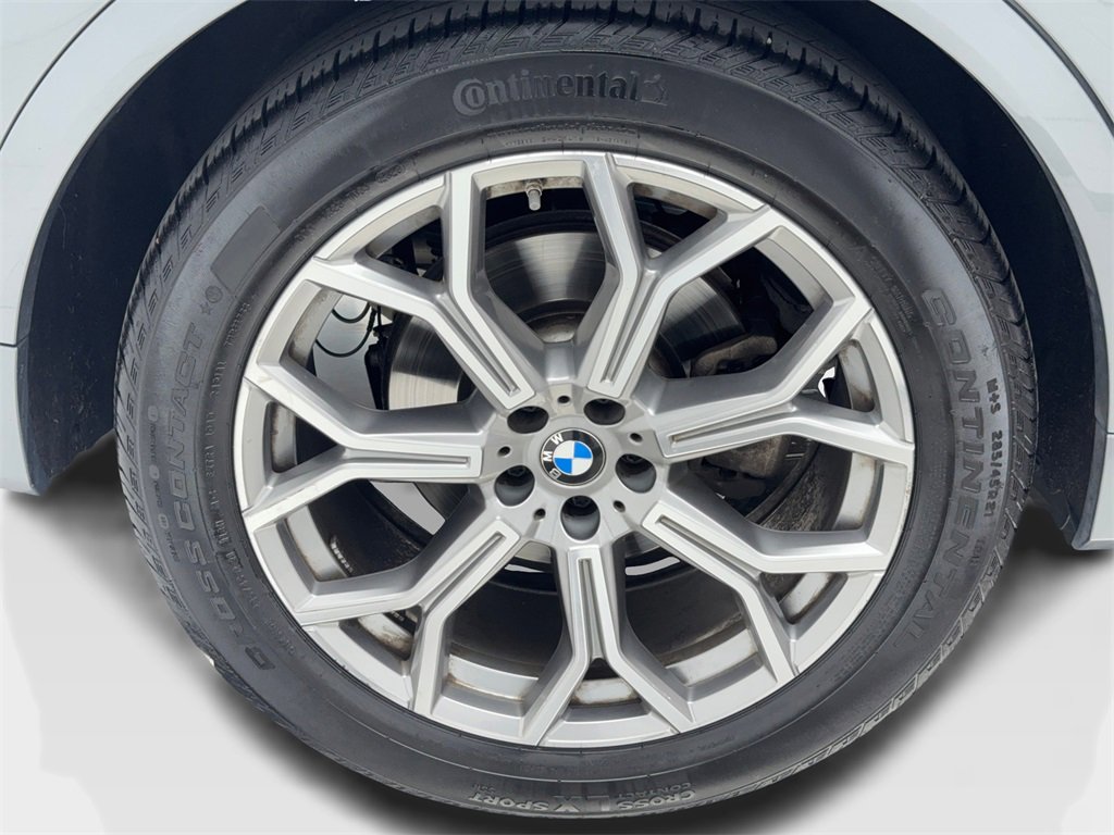 Used 2024 BMW X7 xDrive40i image 52
