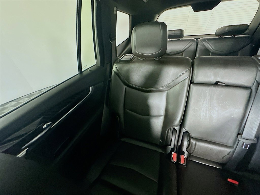 Used 2024 Cadillac XT6 Premium Luxury image 12
