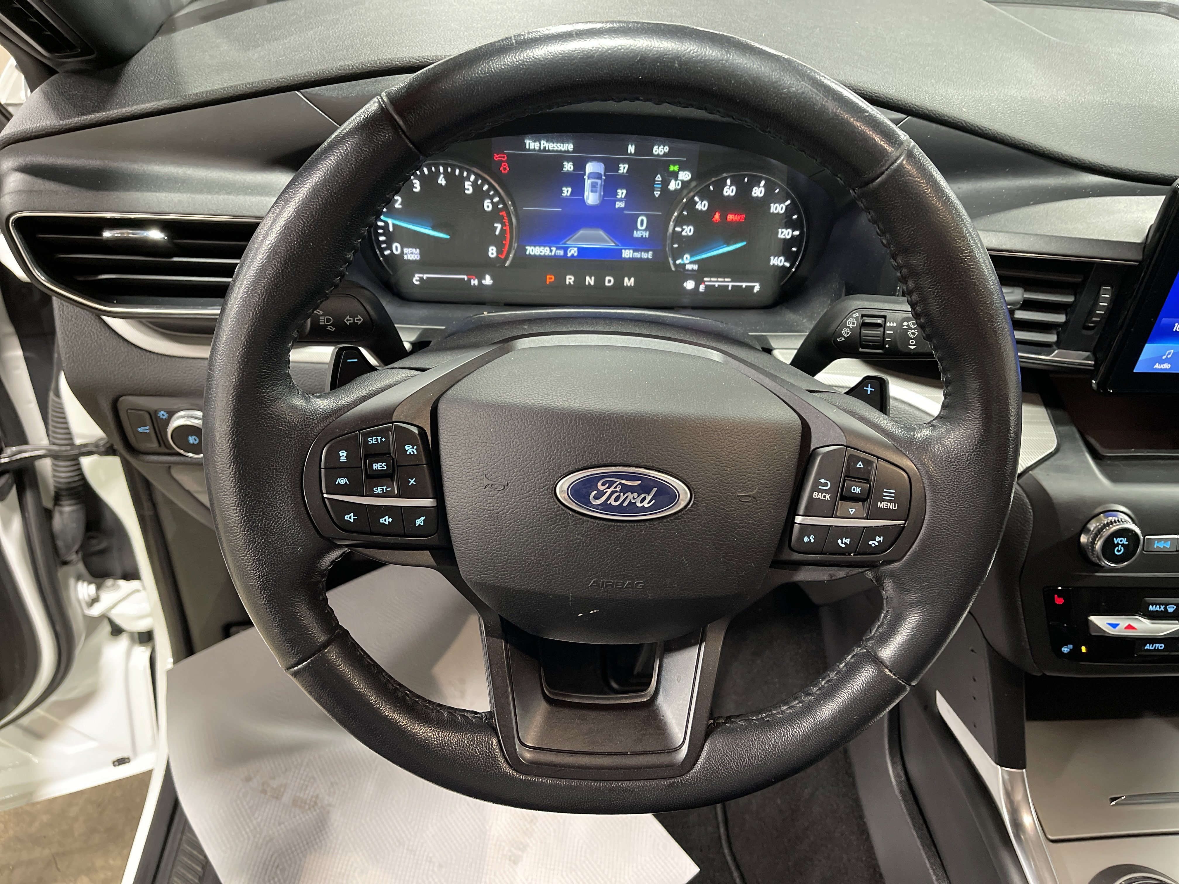 Used 2020 Ford Explorer XLT w/ Equipment Group 202A image 20