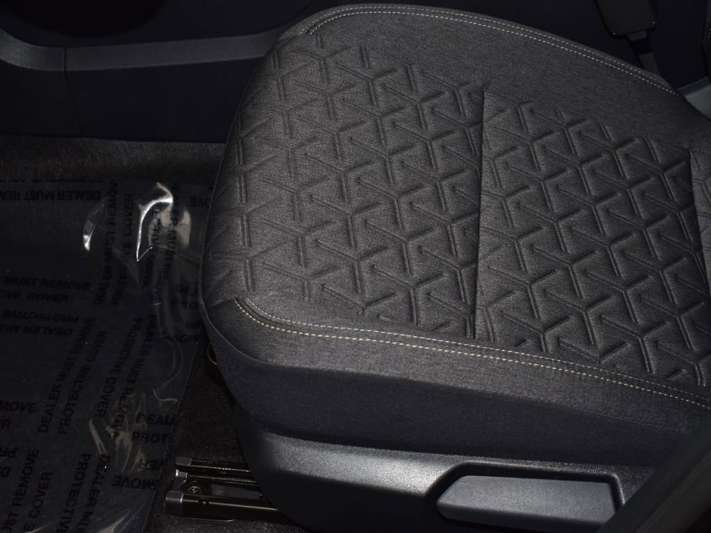 New 2026 Nissan Kicks SV w/ SV Premium Package image 15