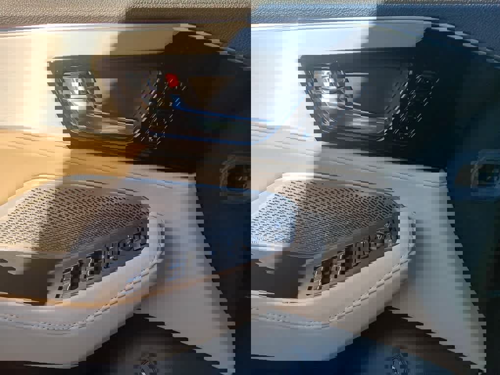 Used 2023 Acura MDX w/Technology Package image 33