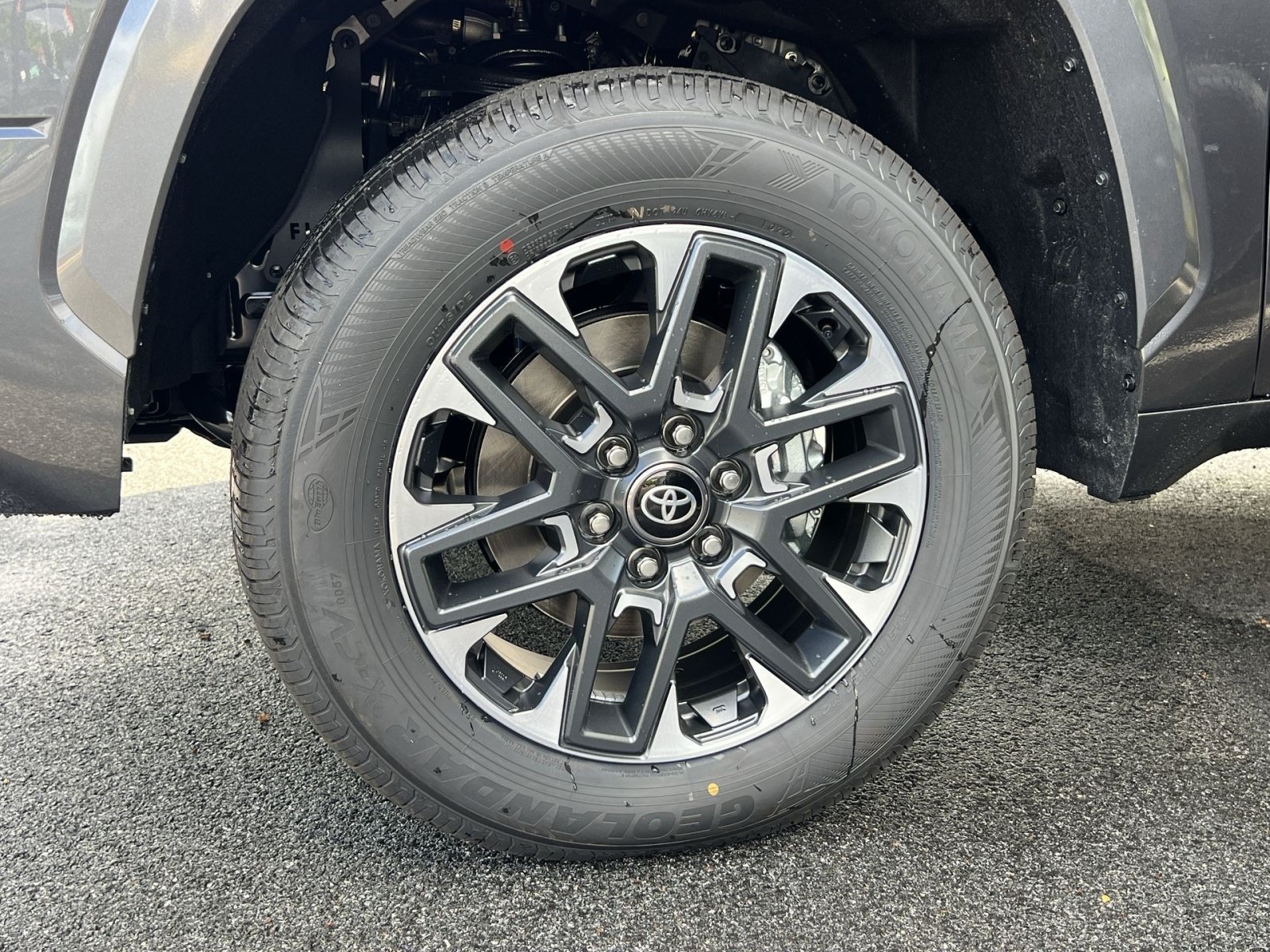 New 2026 Toyota Tundra Limited AWD/4WD image 5