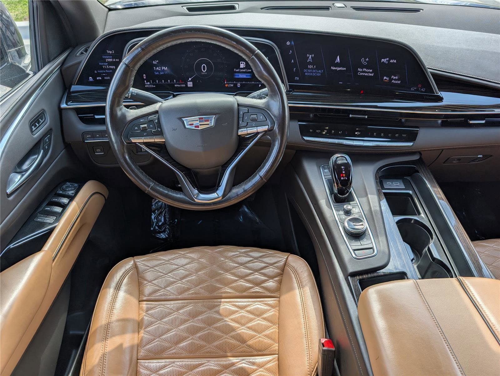 Used 2022 Cadillac Escalade Premium Luxury AWD/4WD image 23