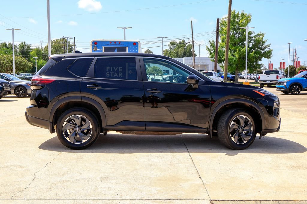 Certified 2026 Nissan Rogue SV w/ Cold Weather Package FWD image 21