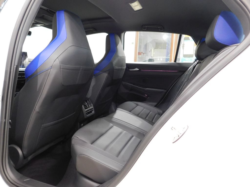 Used 2026 Volkswagen Golf AWD/4WD image 61