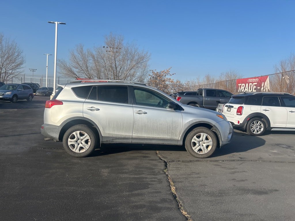 Used 2013 Toyota RAV4 LE image 3