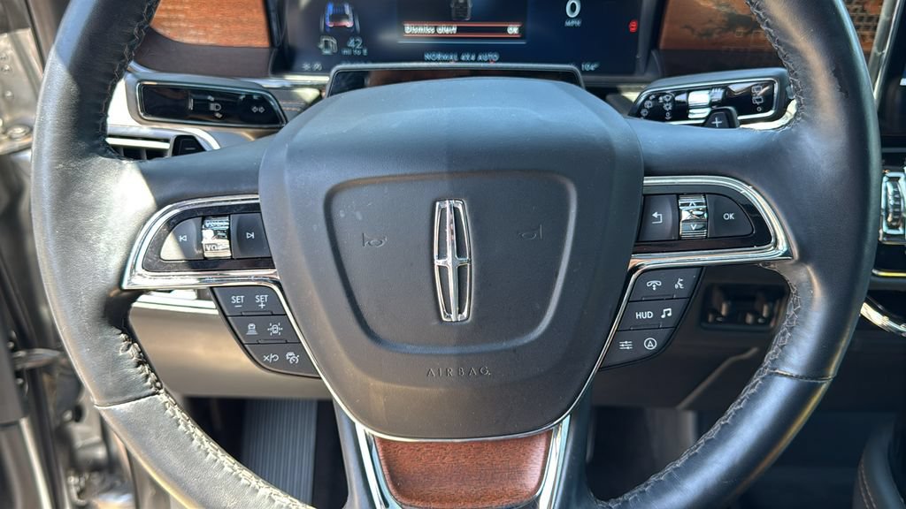 Used 2022 Lincoln Navigator Black Label AWD/4WD image 10