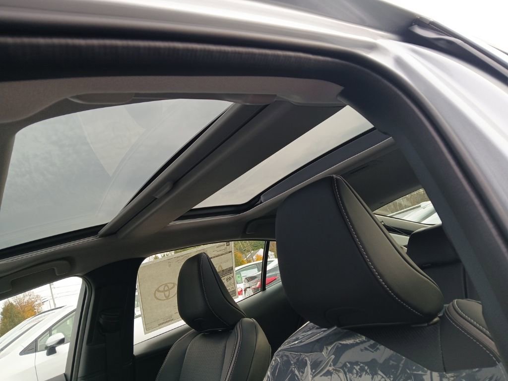 New 2026 Toyota Prius Limited image 6