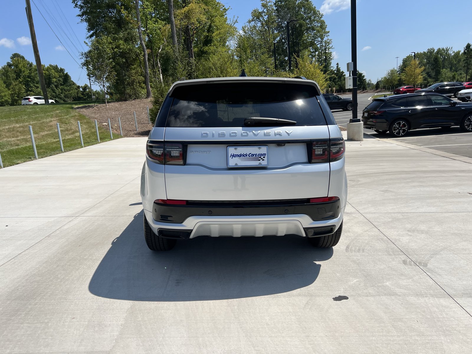 Used 2025 Land Rover Discovery Sport S AWD/4WD image 7