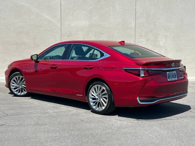 Used 2021 Lexus ES 300h w/ Accessory Package FWD image 7