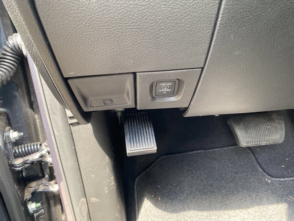 New 2026 RAM 2500 Tradesman AWD/4WD image 25