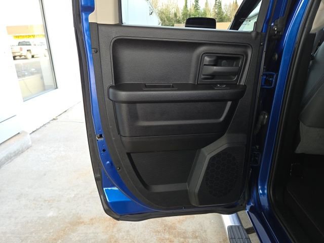 Used 2019 RAM 1500 ST w/ SXT Plus Group image 41