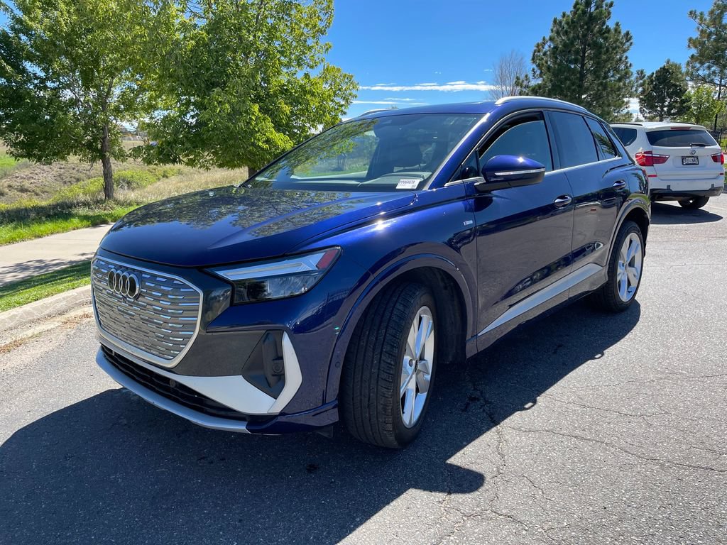 Used 2023 Audi Q4 e-tron Premium Plus w/ Premium Plus AWD/4WD image 2