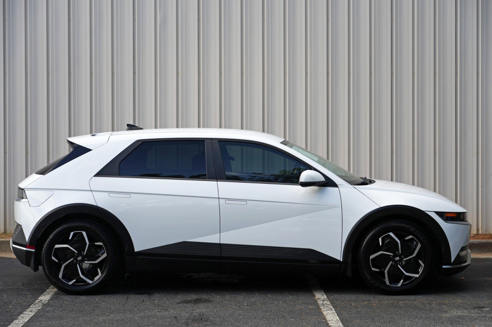 Used 2022 Hyundai Ioniq 5 SE RWD image 51