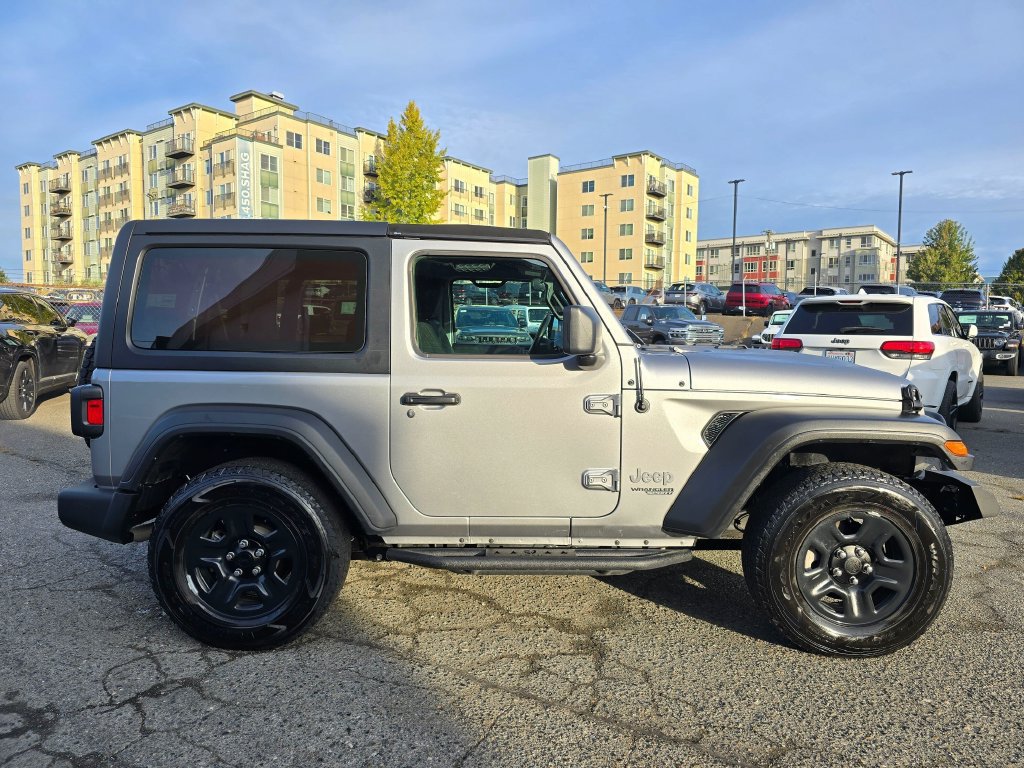 Used 2021 Jeep Wrangler Sport AWD/4WD image 9