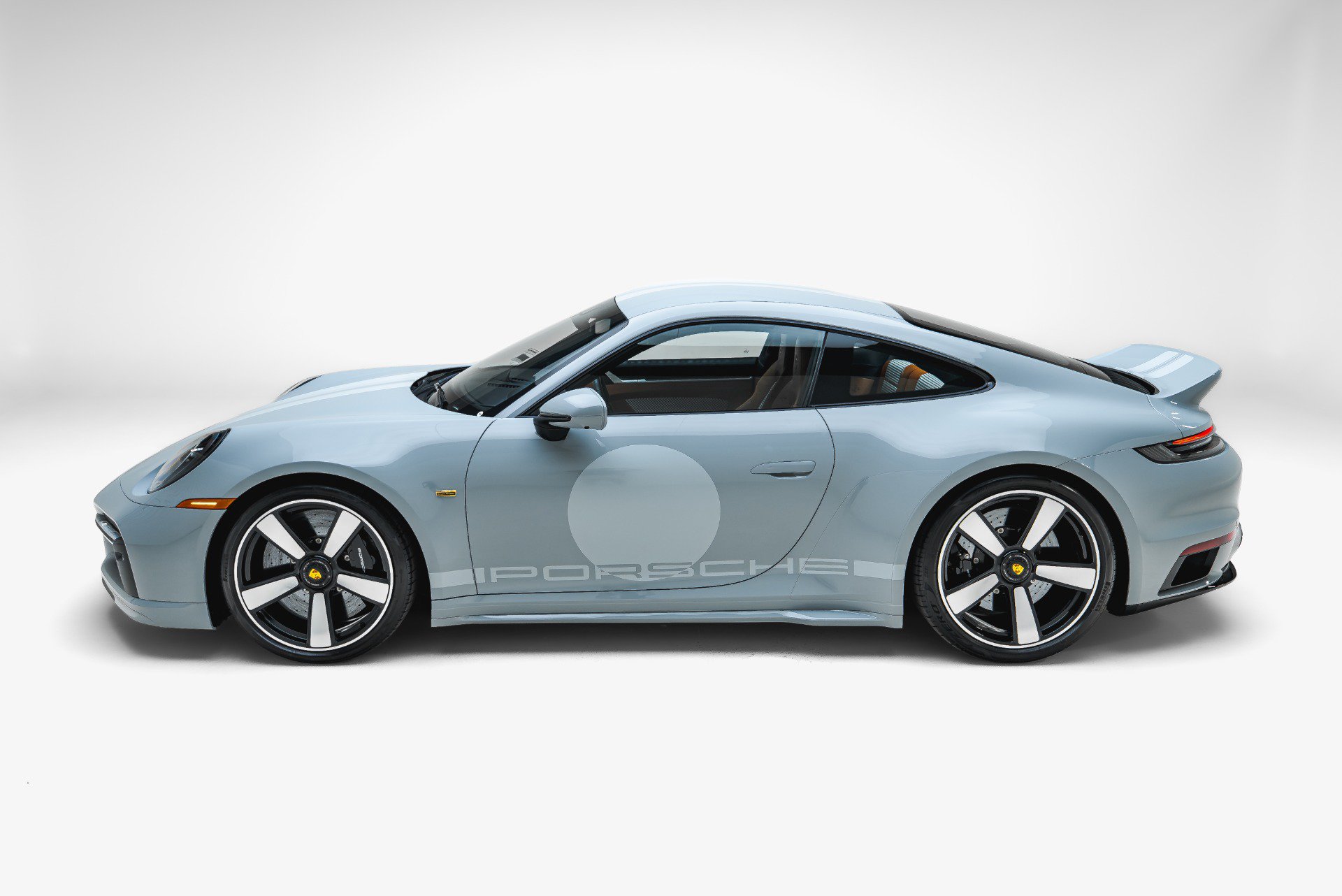 Used 2023 Porsche 911 Sport Classic RWD image 7