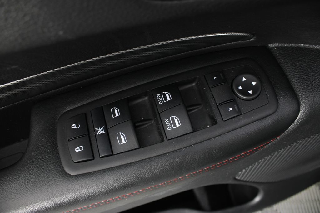 Used 2025 Dodge Durango GT AWD/4WD image 16