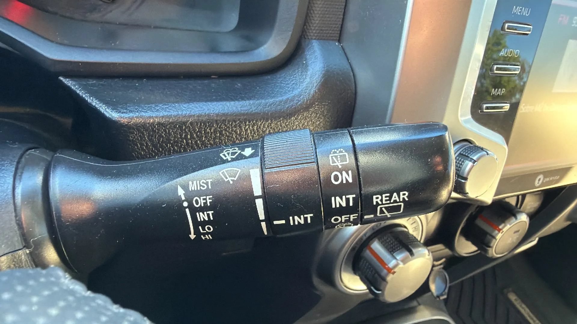 Used 2022 Toyota 4Runner SR5 AWD/4WD image 13