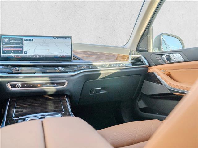 Used 2026 BMW X7 xDrive40i image 26
