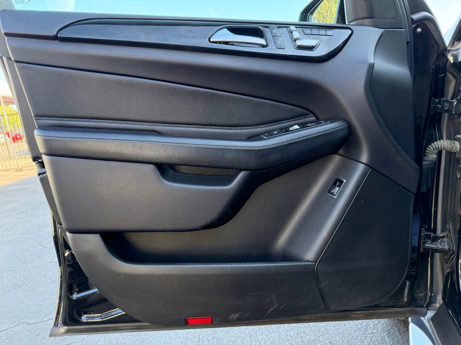 Used 2016 Mercedes-Benz GLE 350 image 27