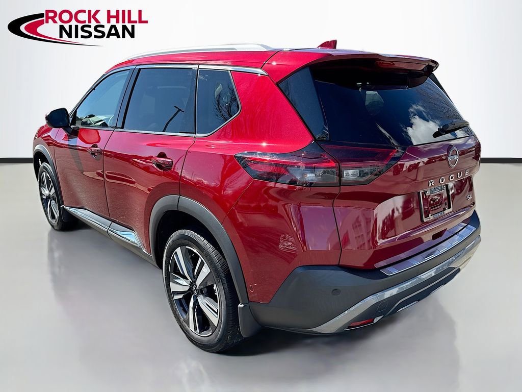 Used 2023 Nissan Rogue SL w/ SL Premium Package image 5