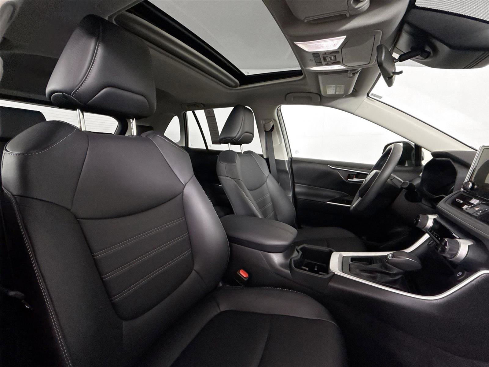 Certified 2025 Toyota RAV4 XLE Premium image 41