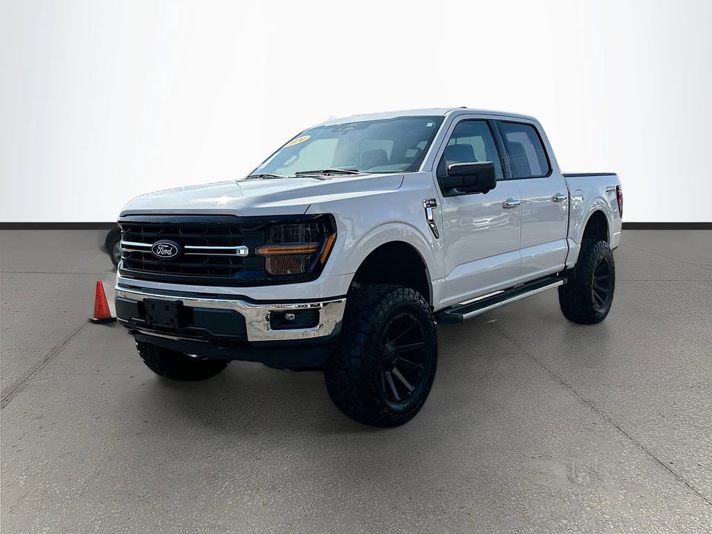Used 2024 Ford F150 XLT image 3