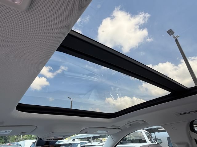 New 2026 Buick Enclave Avenir w/ Super Cruise Package FWD image 20