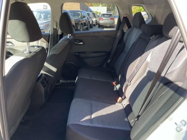 Certified 2023 Nissan Rogue SV image 12