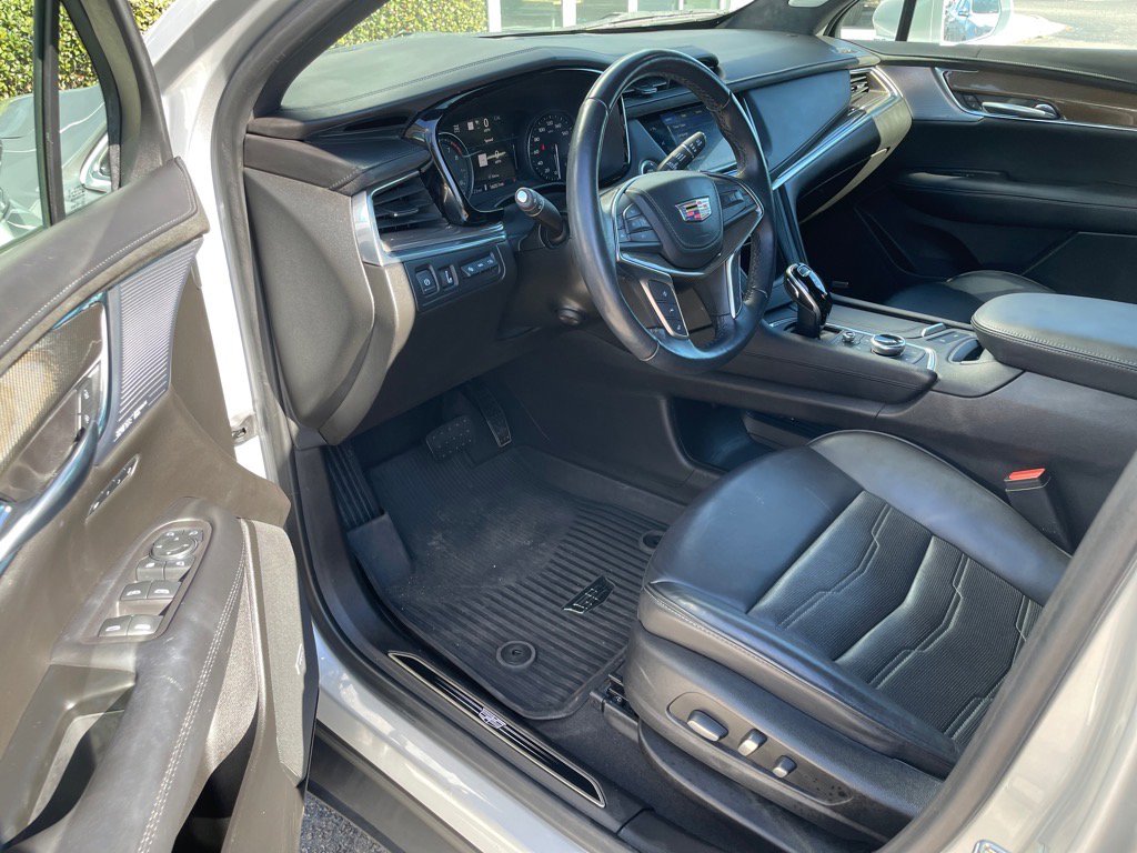 Used 2020 Cadillac XT5 Premium Luxury w/ Platinum Package image 5