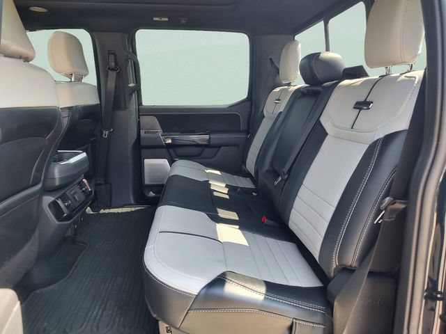 Used 2023 Ford F150 Lightning Platinum AWD/4WD image 27