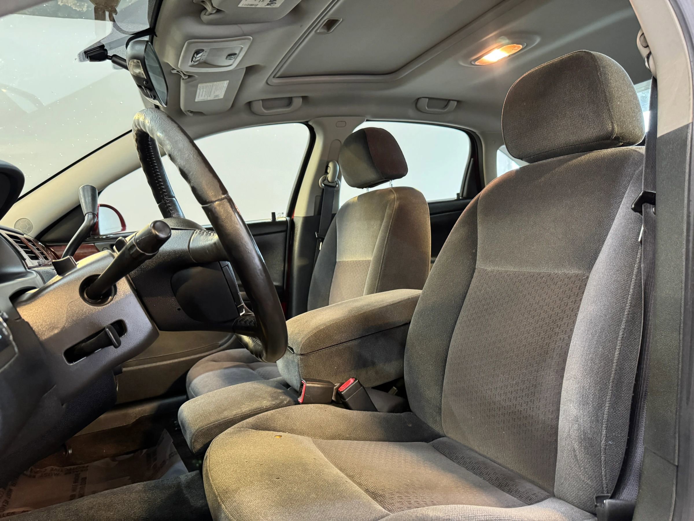 Used 2007 Chevrolet Impala LT w/ Preferred Equipment Group FWD image 14