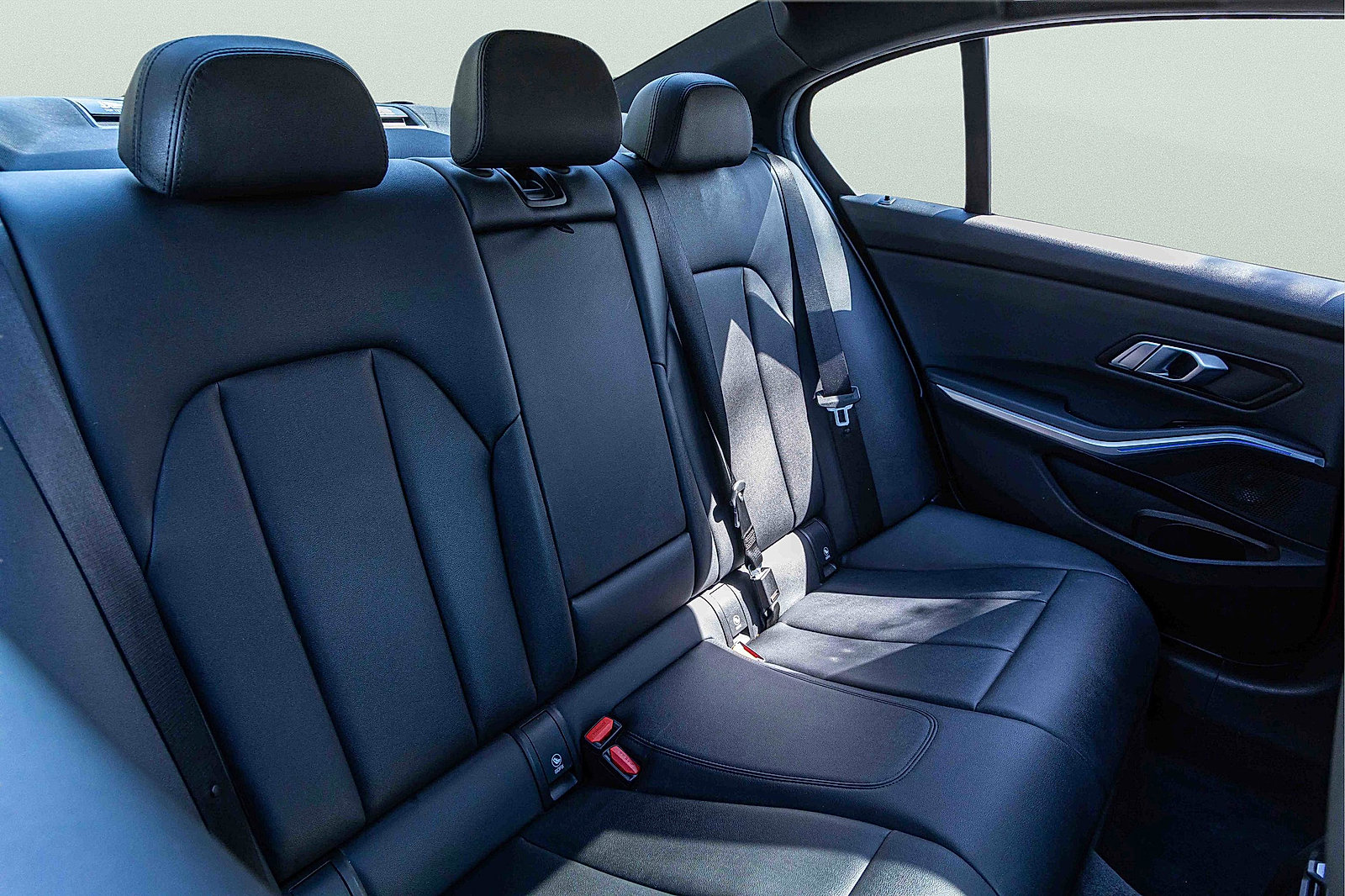 Used 2019 BMW 330i xDrive Sedan w/ Convenience Package image 24