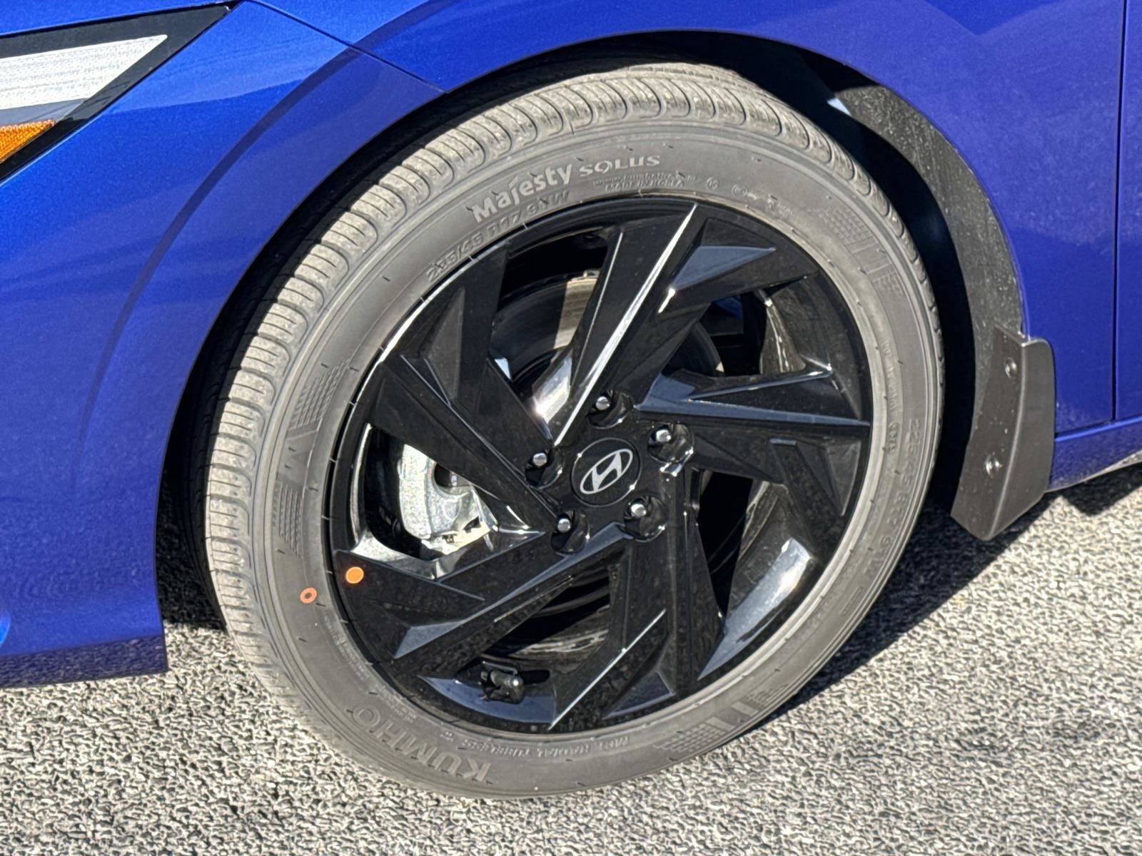 Certified 2026 Hyundai Elantra Sport FWD image 17