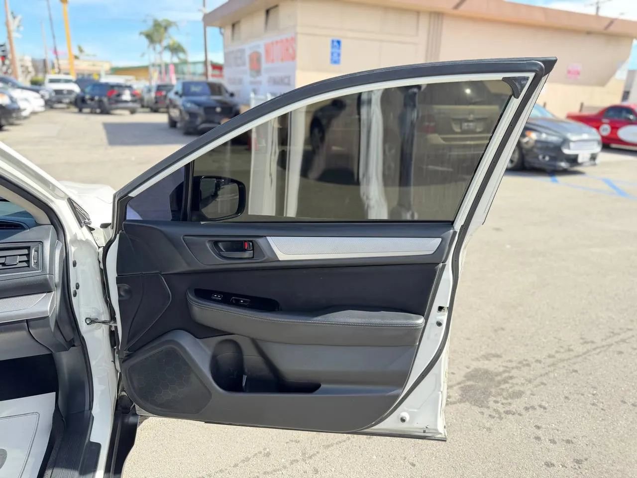 Used 2018 Subaru Outback 2.5i image 31