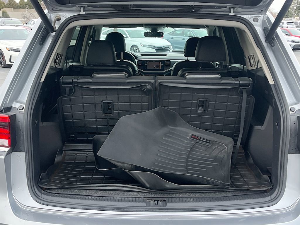 Used 2022 Volkswagen Atlas SEL Premium image 28