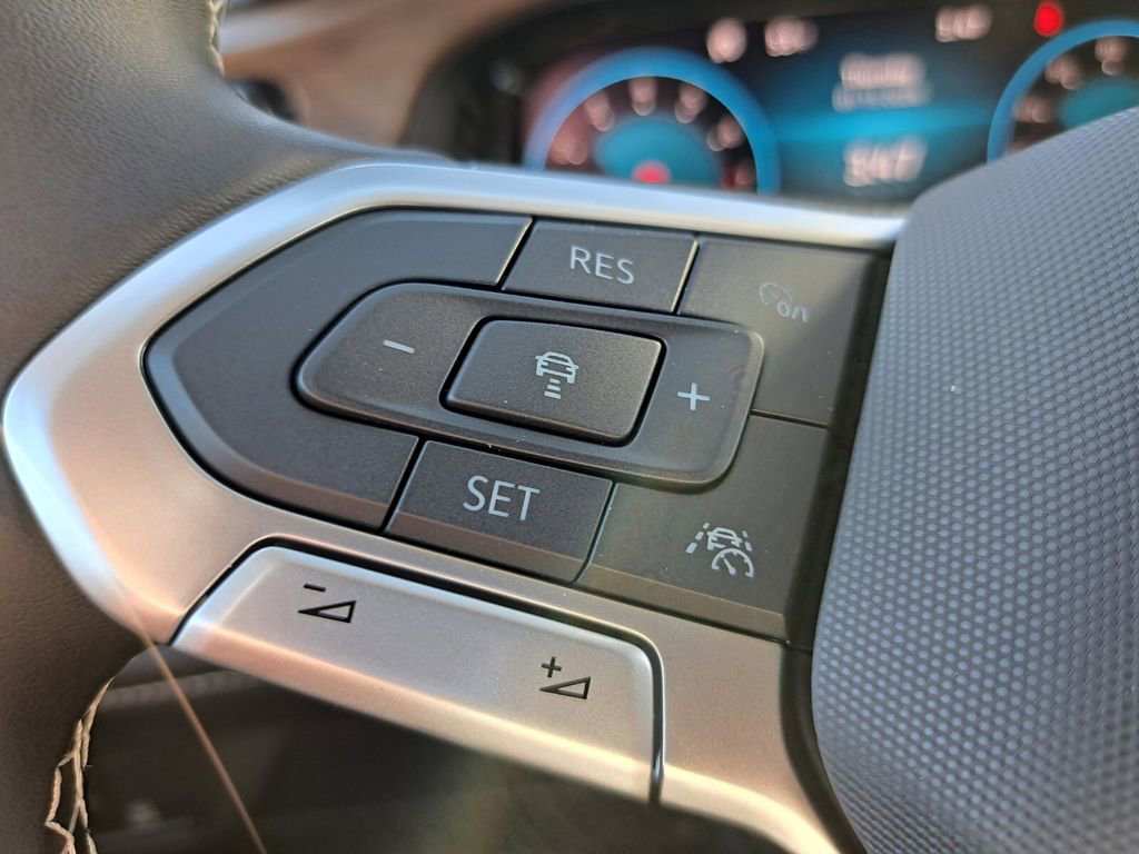 New 2026 Volkswagen Atlas SE image 14