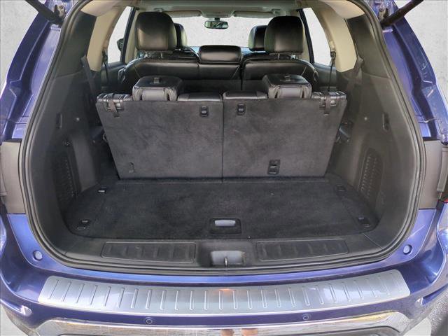 Used 2017 Nissan Pathfinder Platinum FWD image 6