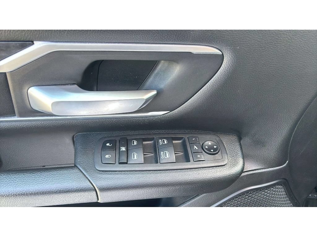 Used 2023 RAM 1500 Big Horn AWD/4WD image 19