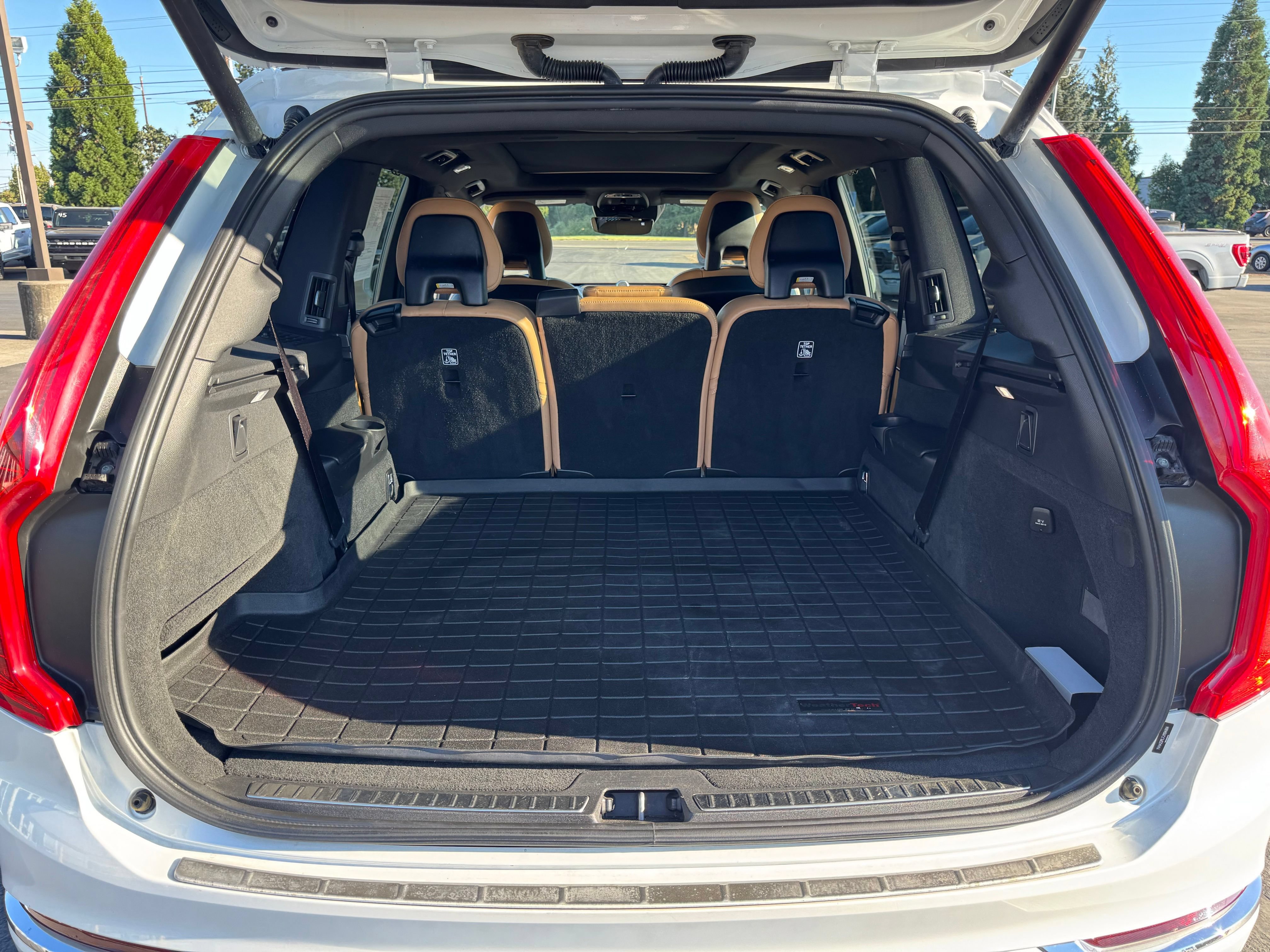 Used 2018 Volvo XC90 T6 Inscription w/ Convenience Package AWD/4WD image 34