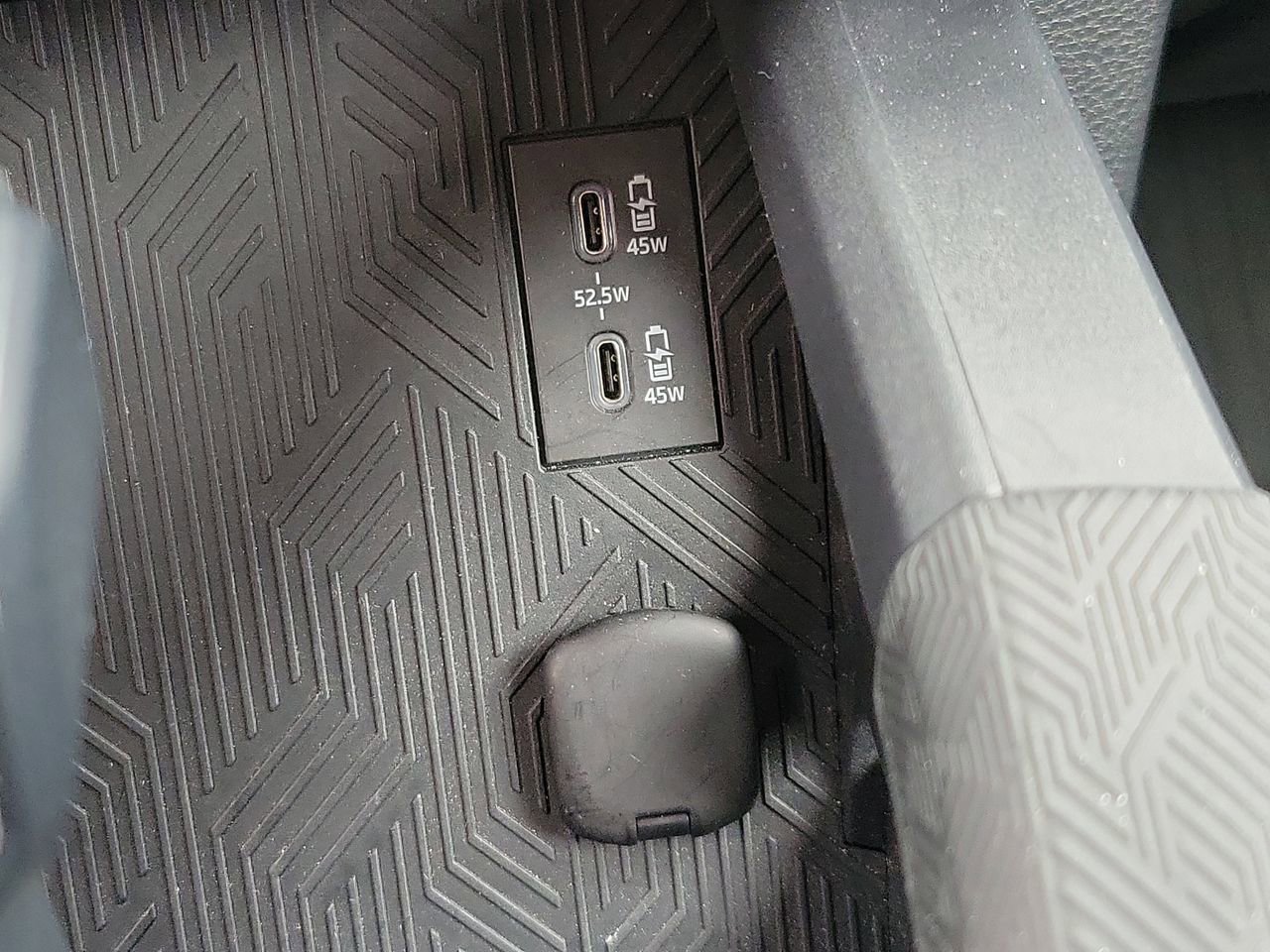 Used 2025 Toyota Tacoma SR5 image 29