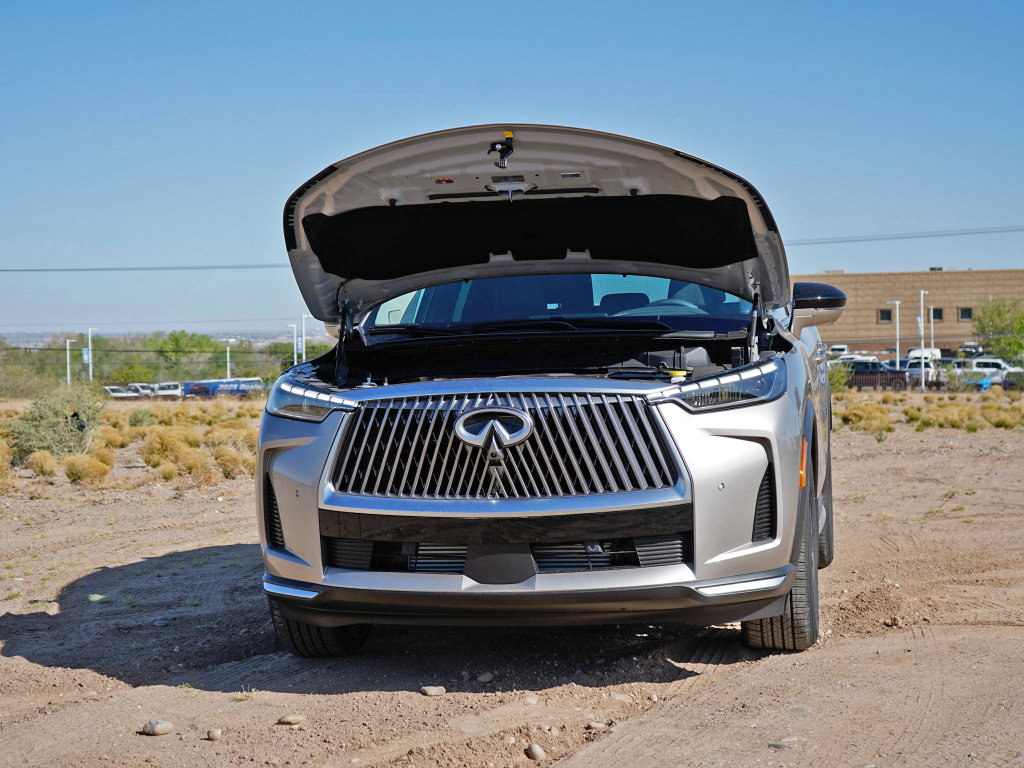 New 2026 INFINITI QX60 Luxe w/ Cargo Package image 4