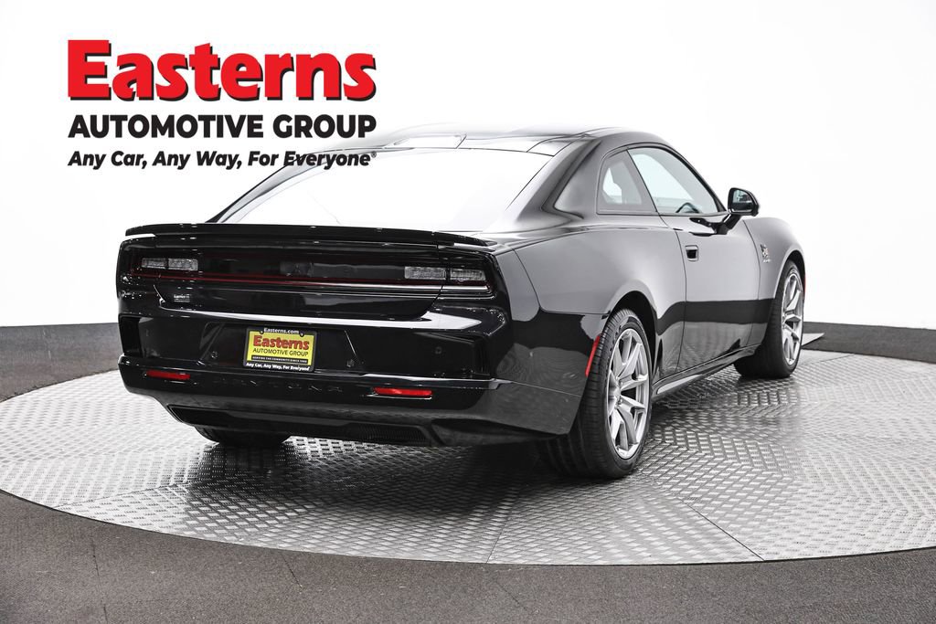 Used 2025 Dodge Charger Daytona Scat Pack w/ Track Pack AWD/4WD image 5