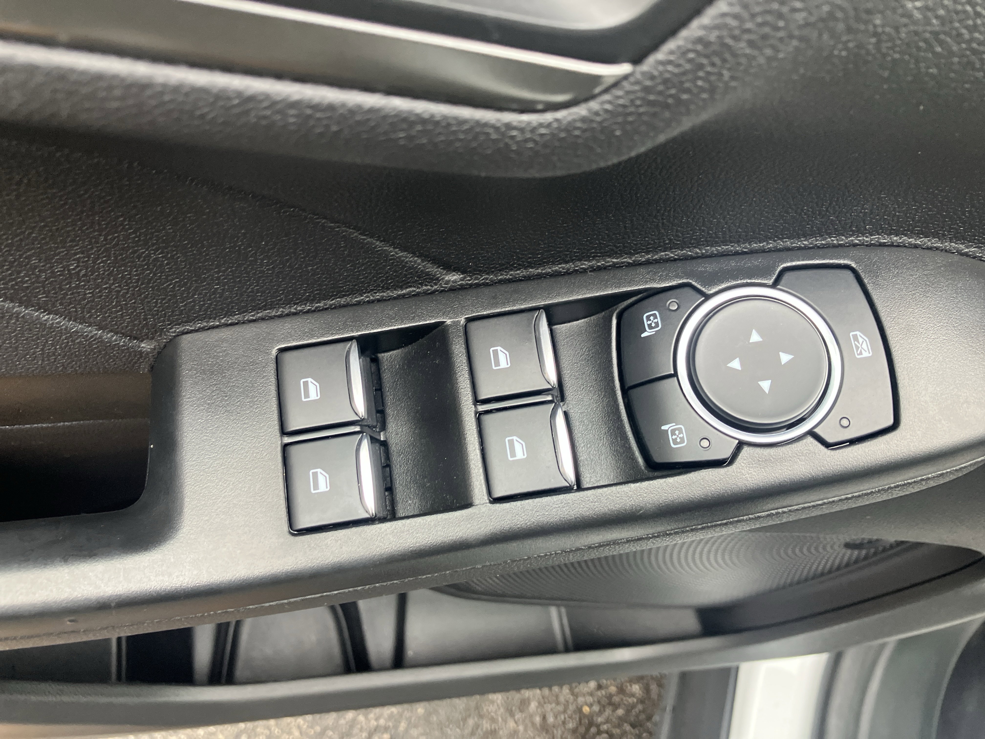 Used 2023 Ford Escape Active image 19