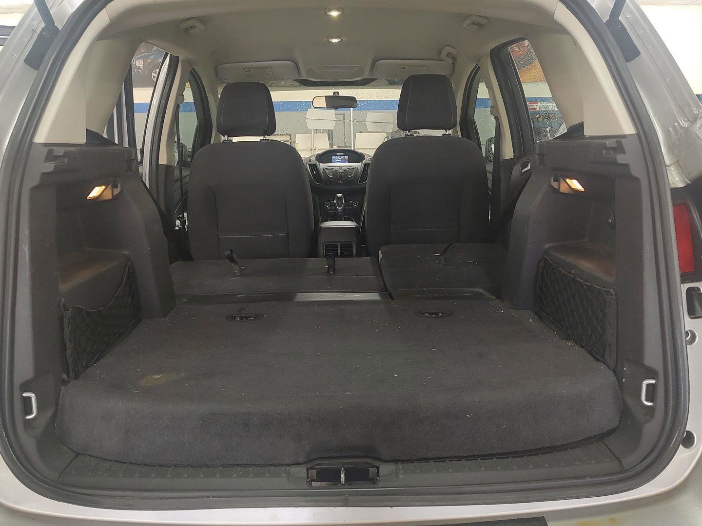 Used 2013 Ford C-MAX SE FWD image 18