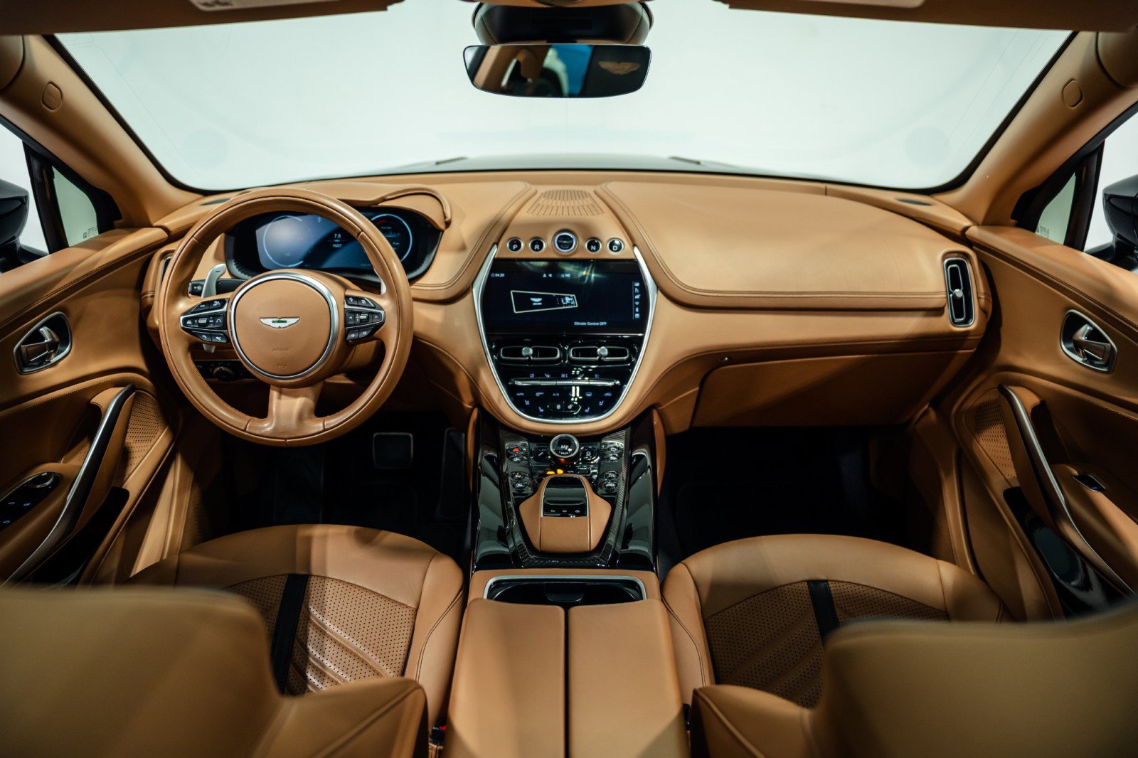 Used 2023 Aston Martin DBX 707 image 15